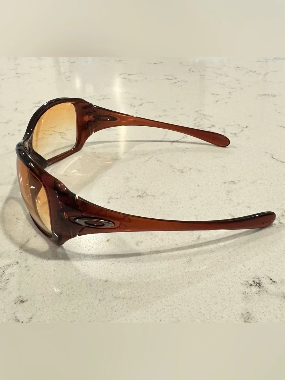 Vintage Oakley Women’s Grapevine Rust Brown Frame Gradient Lenses Y2K